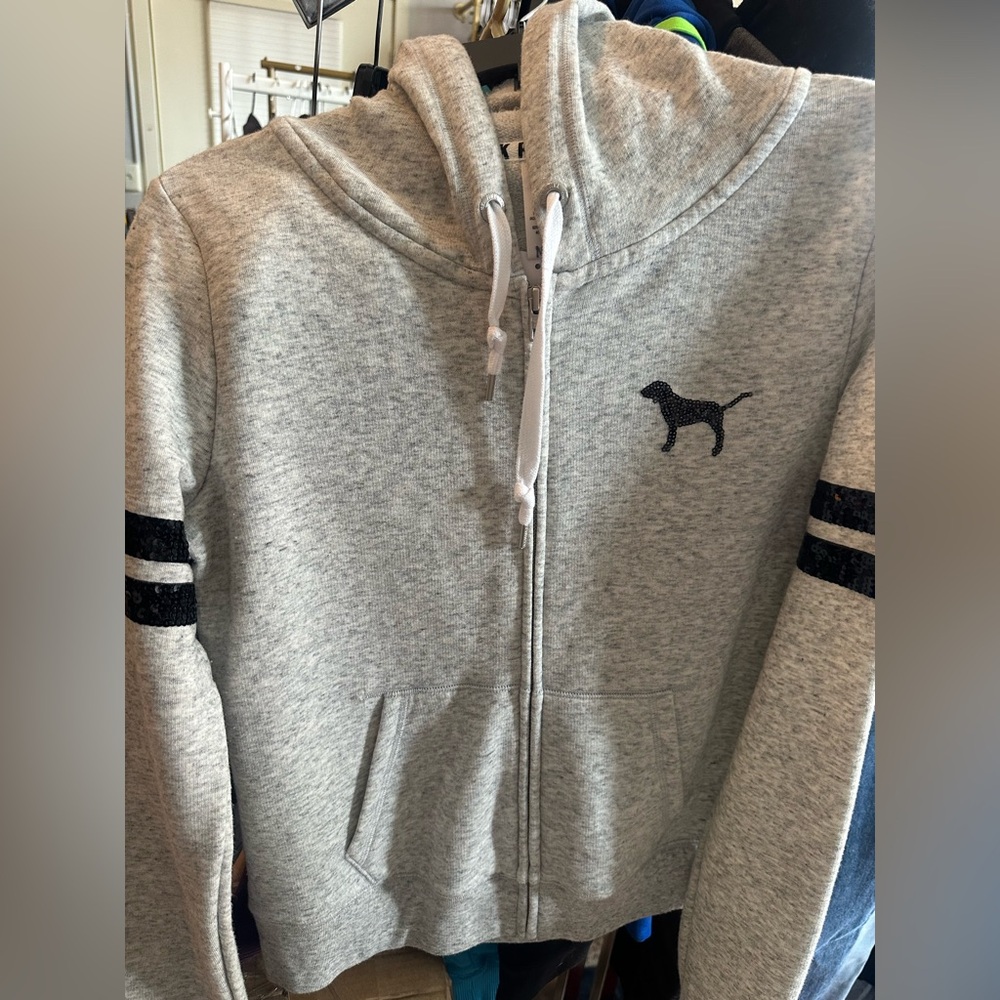 Pink Victoria's Secret Gray Zip-Up Hoodie
Women’s
Small - Picture 3 of 3